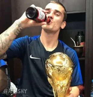 Telegram sticker 🔴 - ᗷY @ahMshY 𓉮 . Antoine Griezmann