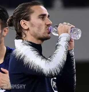 Telegram sticker 🔴 - ᗷY @ahMshY 𓉮 . Antoine Griezmann