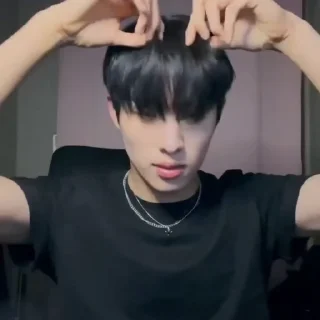 Телеграм стикер 🎼 ‌ ‌ ‌ 𝗄𝖾𝖾𝗁𝗈  ៸  @SenvolerPacks