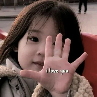Video sticker 💘 cute baby>•<