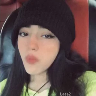 Video sticker 🍷 @lalwpksjdh _ love 💜