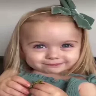Video sticker 🍓 غدغد