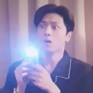 Telegram sticker 🤔 Kpopmeme