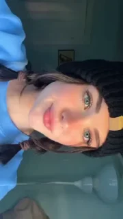 Video sticker 😂 @ryooo11 ⋆｡‧˚ʚ🍓ɞ˚‧｡⋆