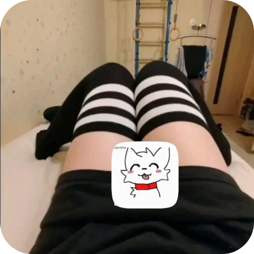 Telegram sticker 🖼 страшно @v0n0x @rep_v0n0x