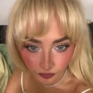 Video sticker 🫧 Sabrina Carpenter @WaldorfLegacy