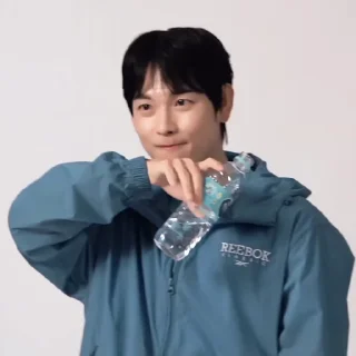 Video sticker 🐳 ﹙🐳﹚‌‌   ⋆    @littlesiwan