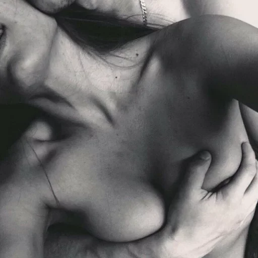 Телеграм стикер ❤️ Kiss and Love @TVstickers