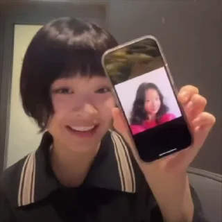 Video sticker 🤍 고초밥해린 v3 :: @fStikBot