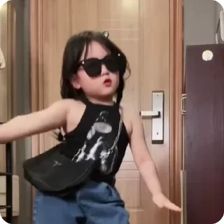 Video sticker ❤ 𝐀𝐢𝐫𝐚𓍯