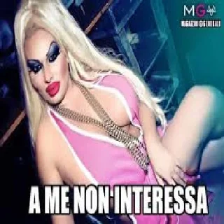 Video sticker 😒 elenoire ferruzzi