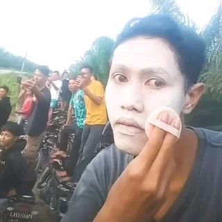 Telegram sticker 😁 All skin @adohkameradep