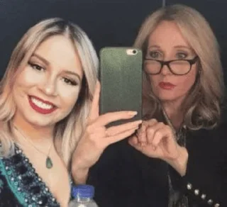 Telegram sticker 👑 html proibido