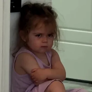 Video sticker 😒 ThatyOFF