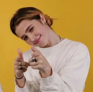 Video sticker 😉 Clairo @StickersByAnt