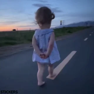 Video sticker 🚶‍♀️ Pack Of Japinha :: @fStikBot