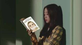 Video sticker 👣 ESQUIZOFRENIA - Act III