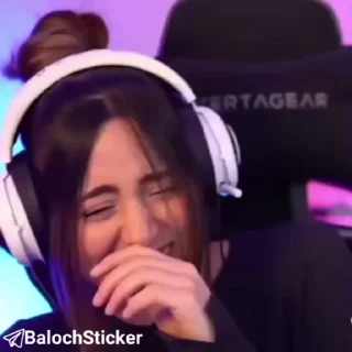 Video sticker 🤣 Y∆MMM :: @fStikBot