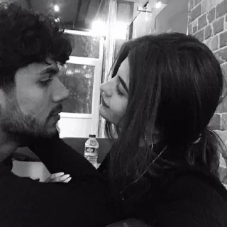 Телеграм стикер ❤ ᴄᴜᴛᴇ ᴄᴏᴜᴘʟᴇ @llSUkUNAll