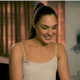Video sticker 😂 Gal Gadot ¦ @figurinhasWa