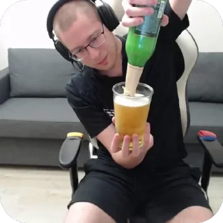 Video sticker 🥴 Двуня