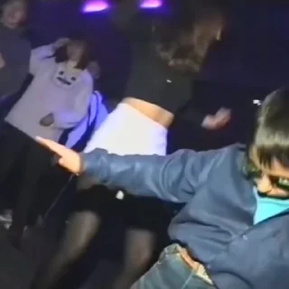 Video sticker 😂 Dona B