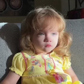 Video sticker 🤨 @t_ija || @U_ija || 𝐌.𝟏𝟕.𓏺