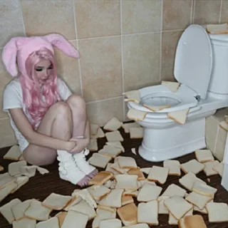 Video sticker 😭 @lil_cringe‌          ‌ ‌        the moon