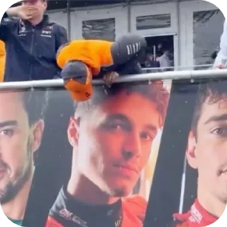 Telegram sticker 🤳 𝑀𝑐𝑙𝑎𝑟𝑒𝑛 [Join @formula1gc]