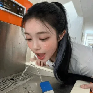 Video sticker 🌟 @fakeminksetter