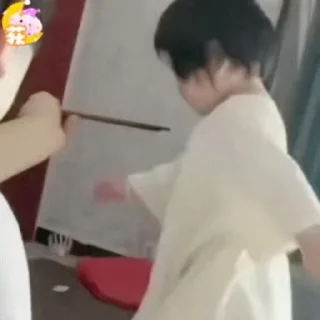 Video sticker 🌟 𝙎𝙃𝘼𝙍𝙆 :: @fStikBot