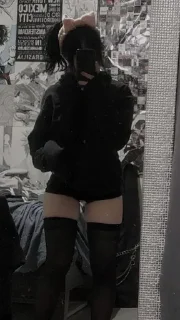 Sticker 🤔 Стикеры тут 👉 @stlk_tyt