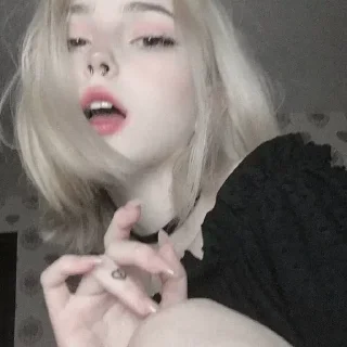 Video sticker 🤔 Стикеры тут 👉 @stlk_tyt