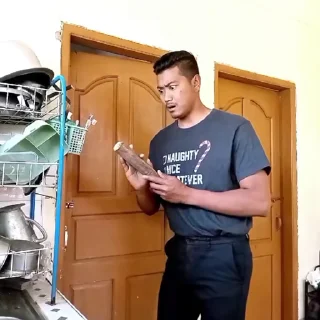 Video sticker ❄ အနောက်ကြိုက်သူများသာ သုံးရန်