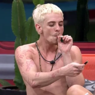 Video sticker 🚬 juliano floss 💅