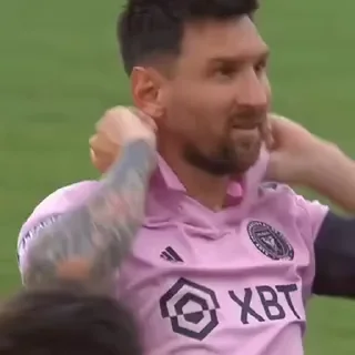 Sticker 🐐 Messi🐐! @footballcoree)