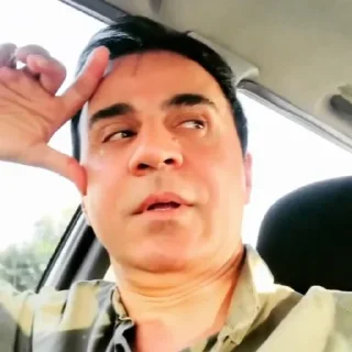 Video sticker 😒 Poor rang [ @errphn_chnll ]