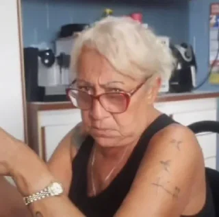 Video sticker 🤍 ! · 𝙱𝚈 : @comunapopular 🤍