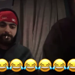 Video sticker 😂 @vonlyrroom