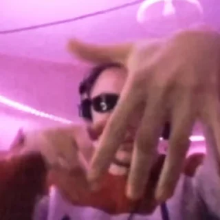 Video sticker 🖖 serega by @serega_pirat_streams