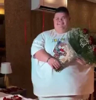 Телеграм стикер 💐 Oni-chan 🥺👉👈