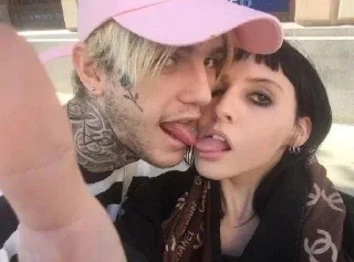 Video sticker 💞 @m3xw3 W:3