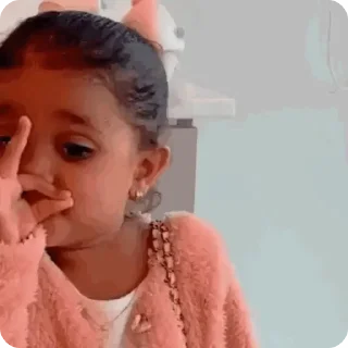 Video sticker 🤐 Lin ✨