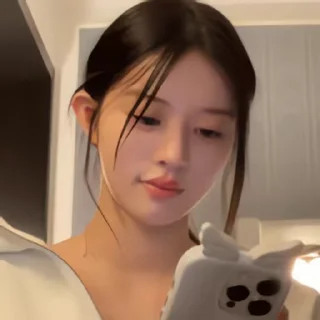 Video sticker 👻 아이도루 메아리 @DCConSticker