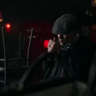 Video sticker 🚬 Shelby | @emojis4