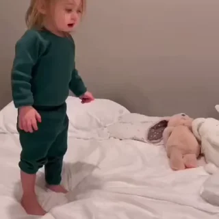 Video sticker 🎈 @psreucella by @towebmbot