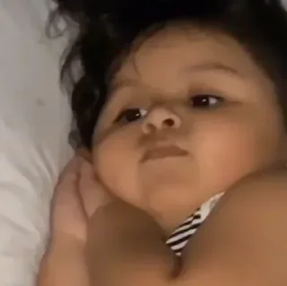 Телеграм стикер 🦈 Sara @TelZd - @vifrM