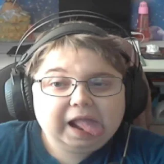 Telegram sticker 🤪 Денис реакция