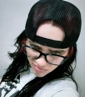 Telegram sticker 🌟 Billie vol. 3 @BillieEilishESP :: @fStikBot