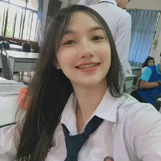 Telegram sticker 💋 gesha @wakturindu